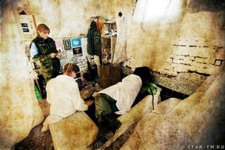 Illustration for article titled Gamers Play Fallout — In the Real World